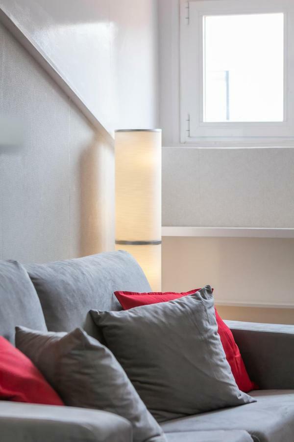 Luna Apartment Madrid Bagian luar foto