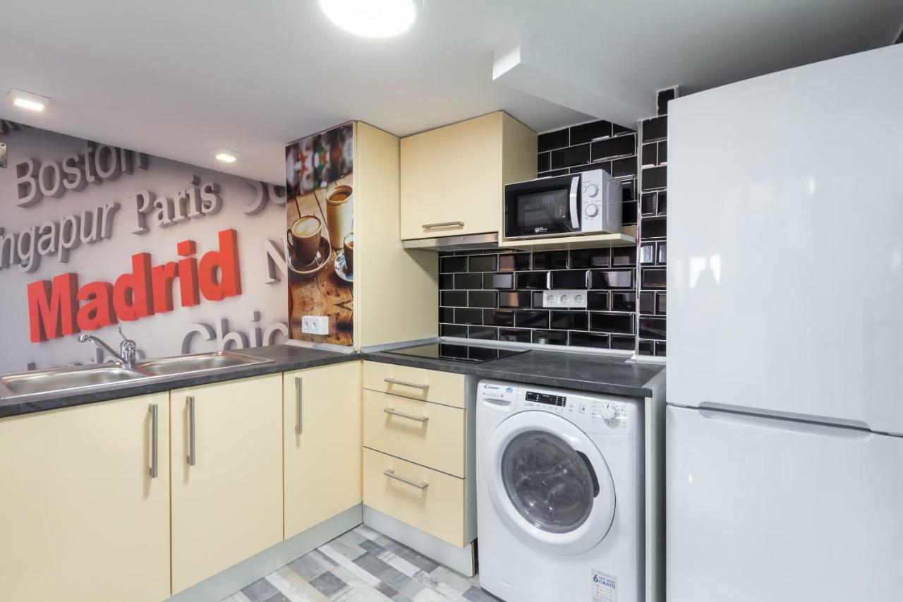 Luna Apartment Madrid Bagian luar foto