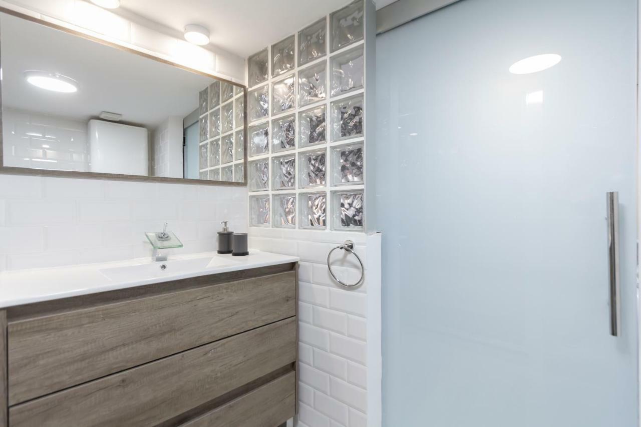 Luna Apartment Madrid Bagian luar foto